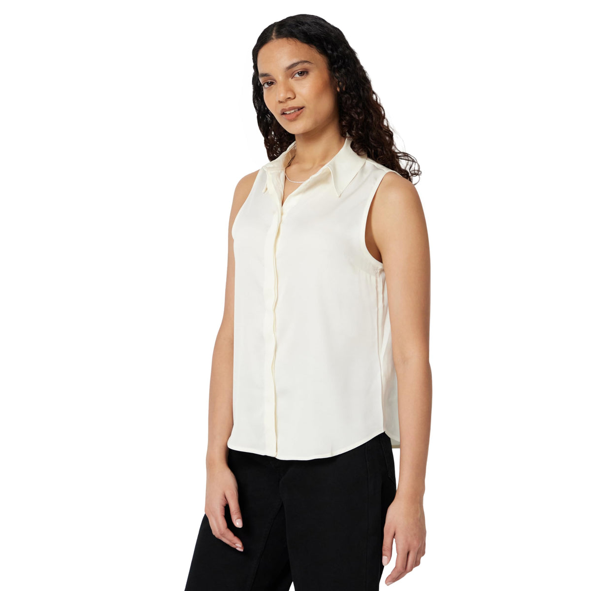 Amazon Essentials Women's Regular-Fit Sleeveless Button-Down Blouse