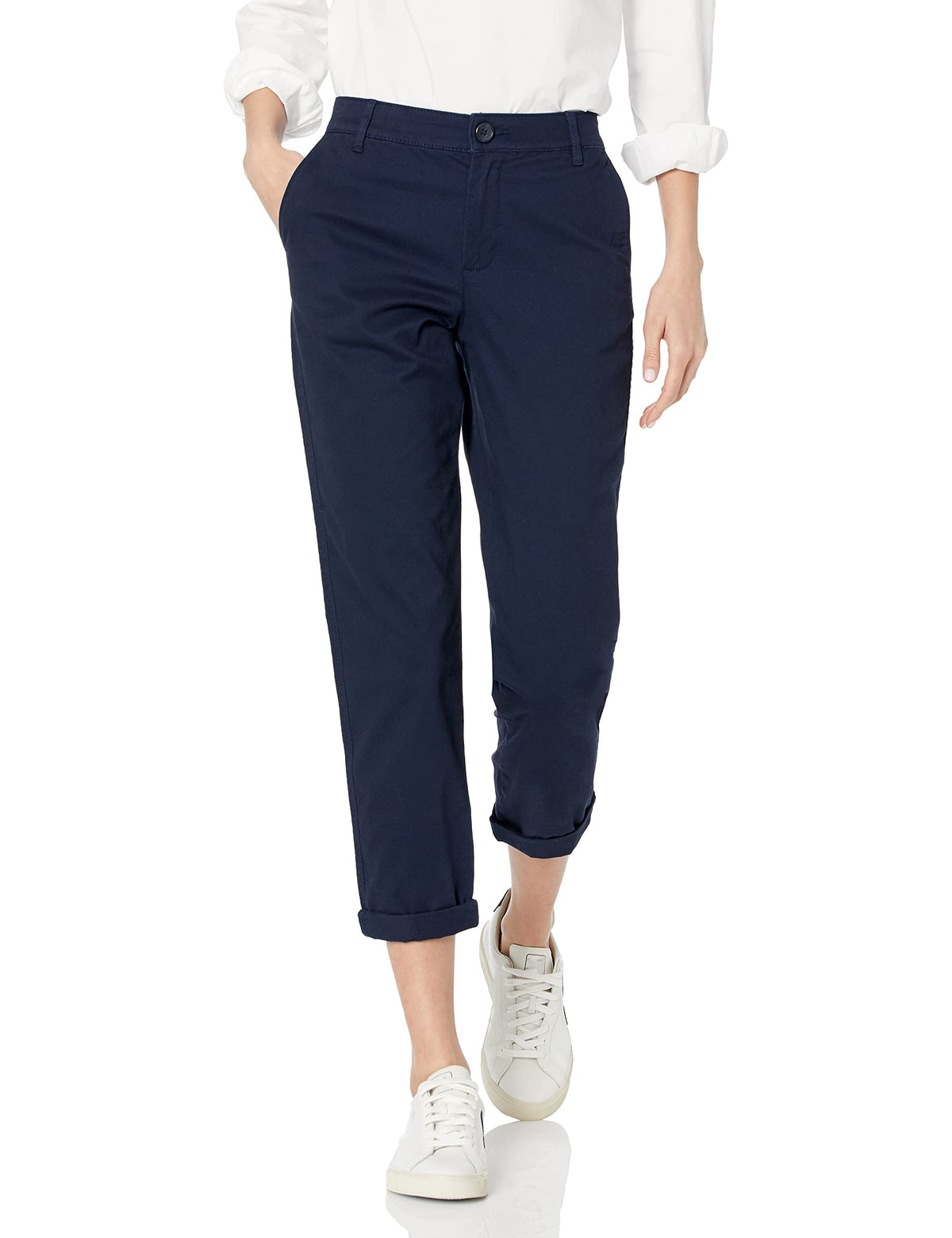 Amazon Essentials Women's Mid-Rise Slim-Fit Stretch Cropped Capri Pants (Available in Plus Size)