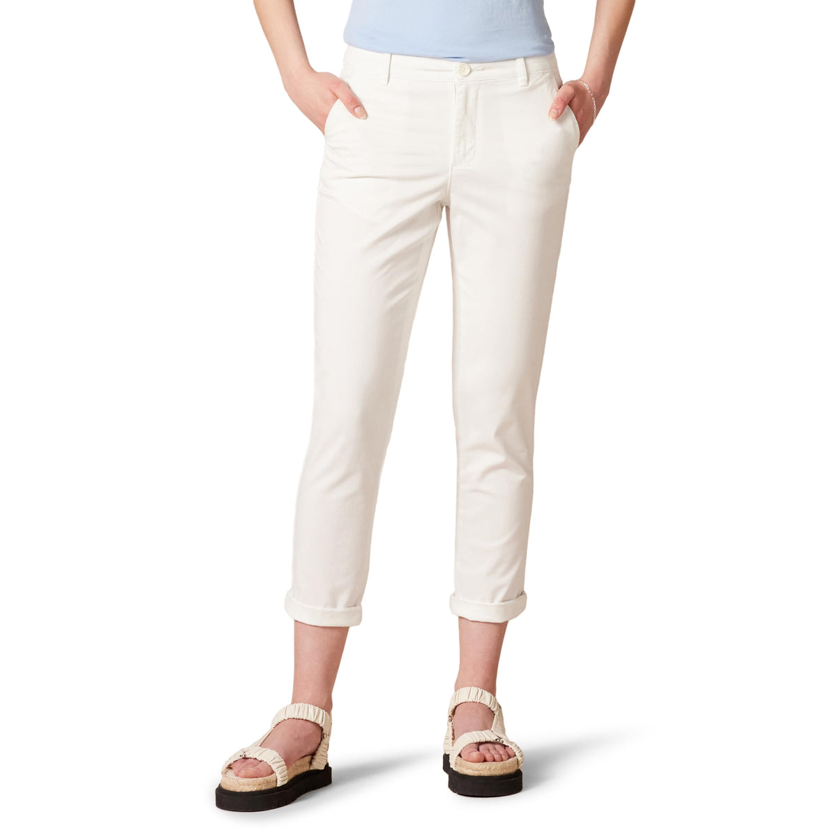Amazon Essentials Women's Mid-Rise Slim-Fit Stretch Cropped Capri Pants (Available in Plus Size)