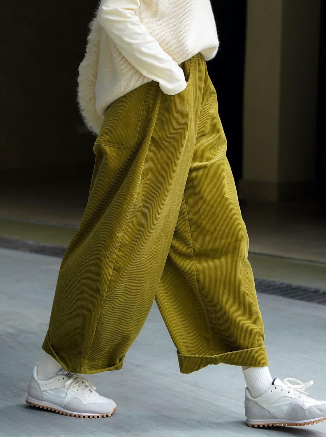 CHARTOU Women Corduroy Barrel Pants Wide Leg Vintage Mid Rise Y2k Baggy Boyfriend Pants