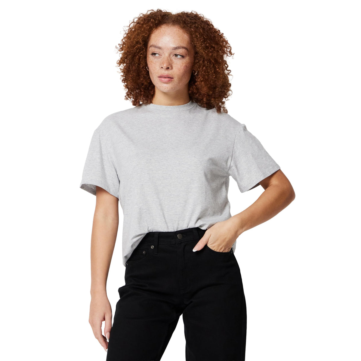 Amazon Essentials Women's Oversized-Fit Short Sleeve Crewneck Shirt