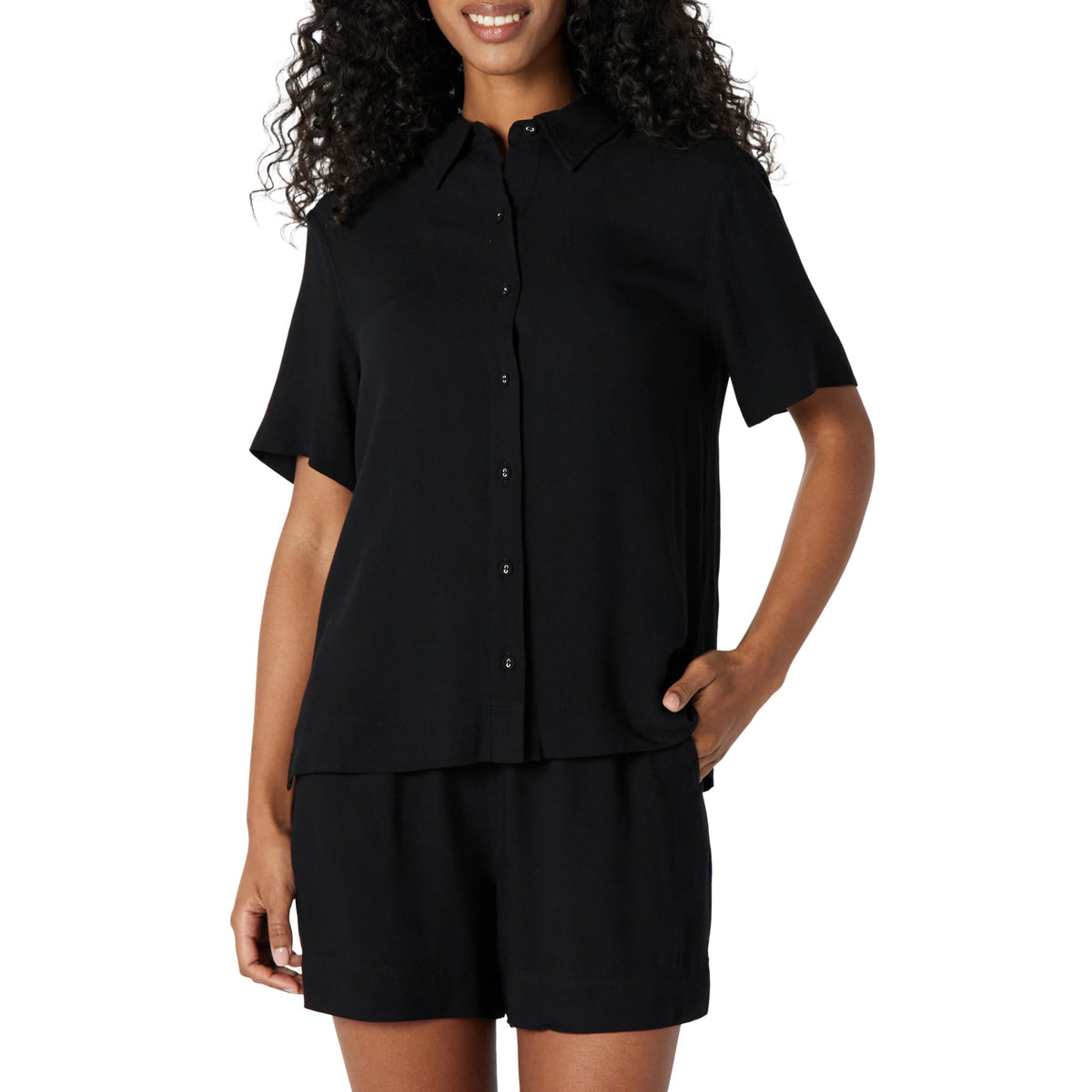 Amazon Essentials Women's Relaxed-Fit Fluid Twill Button-Down Shirt (Short Sold Separately)