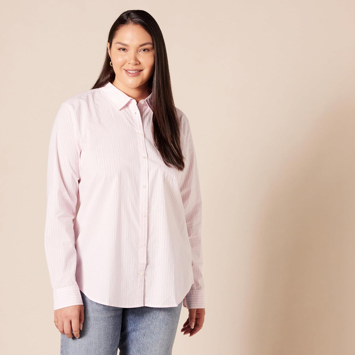 Amazon Essentials Women's Regular-Fit Long-Sleeve Button-Down Cotton Poplin Shirt, Business Casual