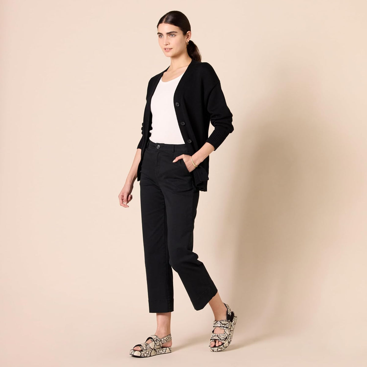 Amazon Essentials Women's High-Rise Slim-Fit Stretchy Ankle-Length Wide-Leg Khaki Pant