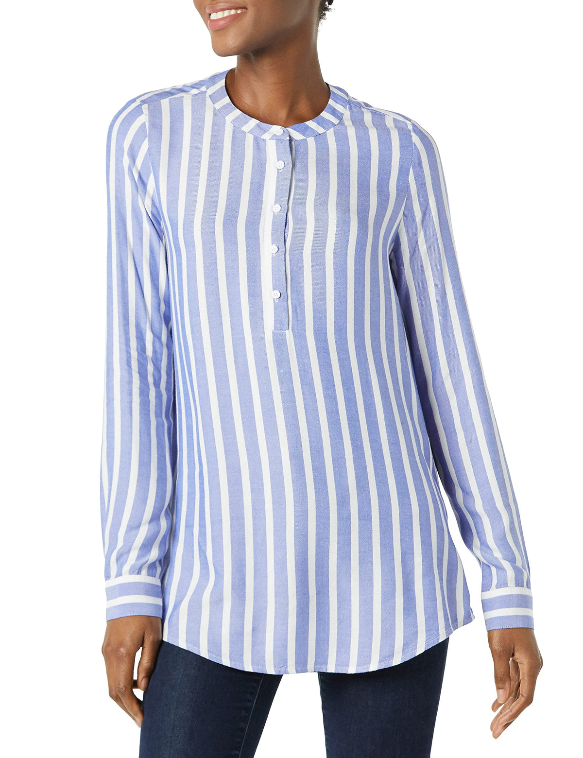 Amazon Essentials Women's Long-Sleeve Relaxed Fit Popover Blouse, Collared Business Casual Work Shirt