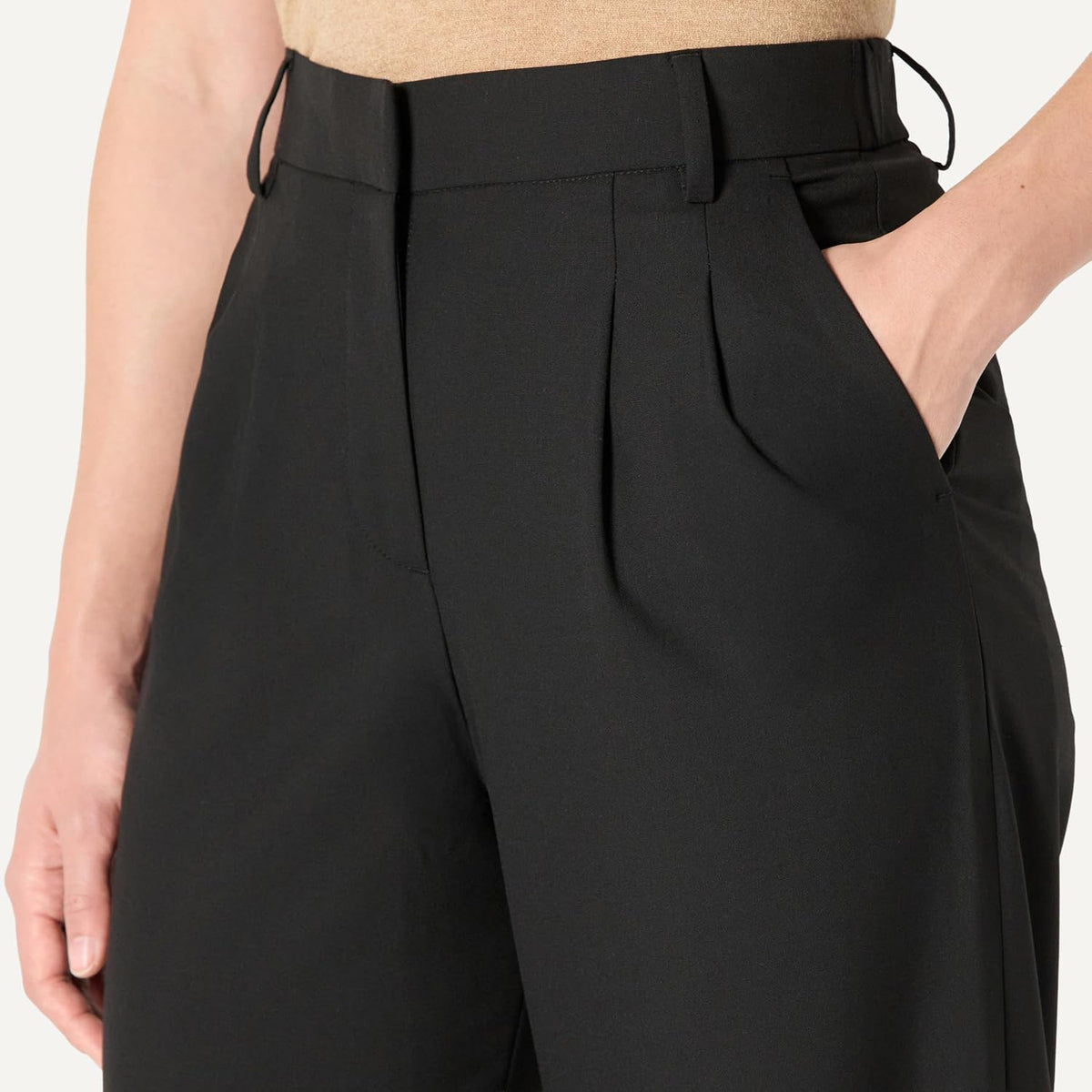 Amazon Essentials Women's Relaxed-Fit Full Length Dress Pant