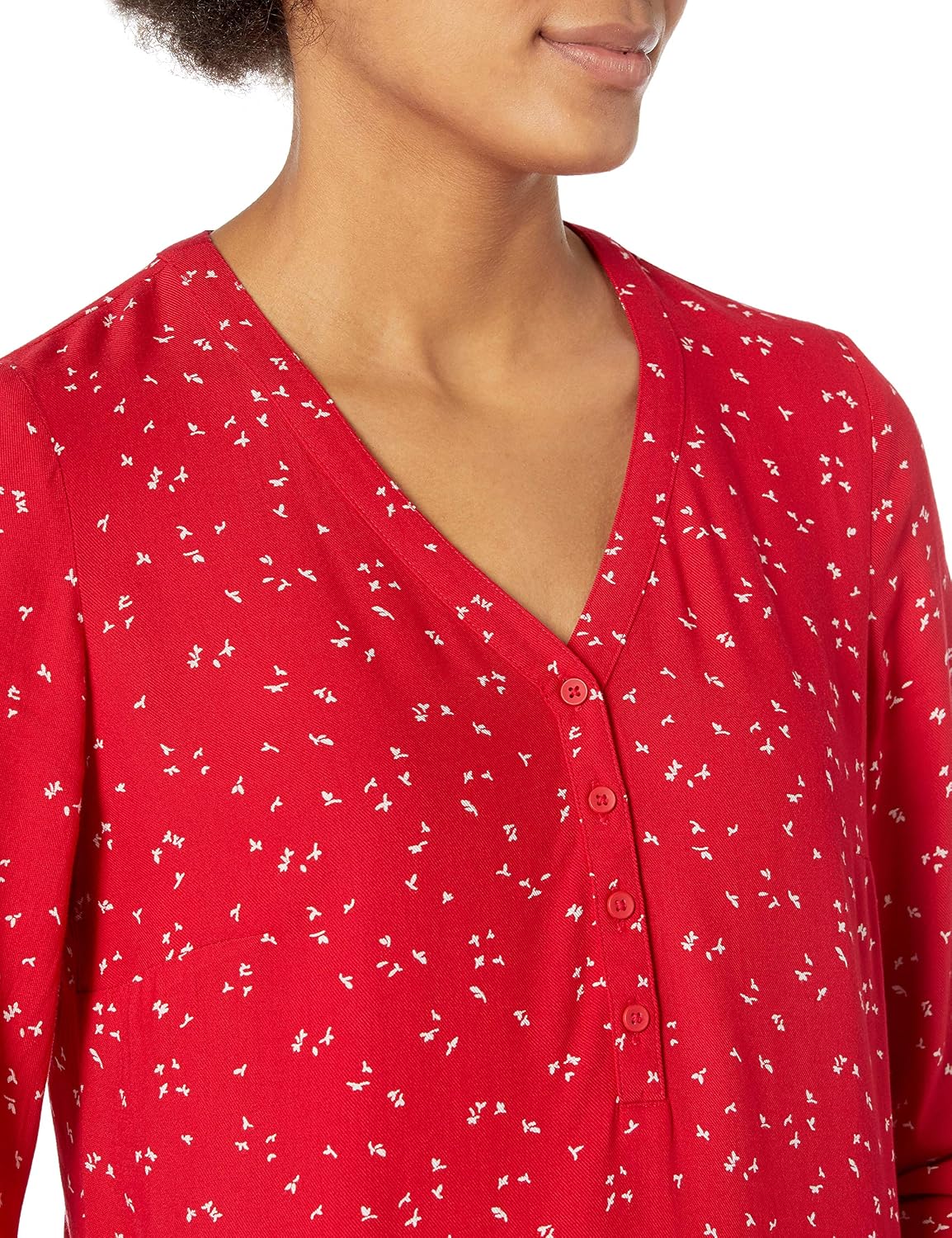 Amazon Essentials Women's 3/4 Sleeve Button Popover Shirt, Loose-Fit V-Neck Blouse, Lightweight