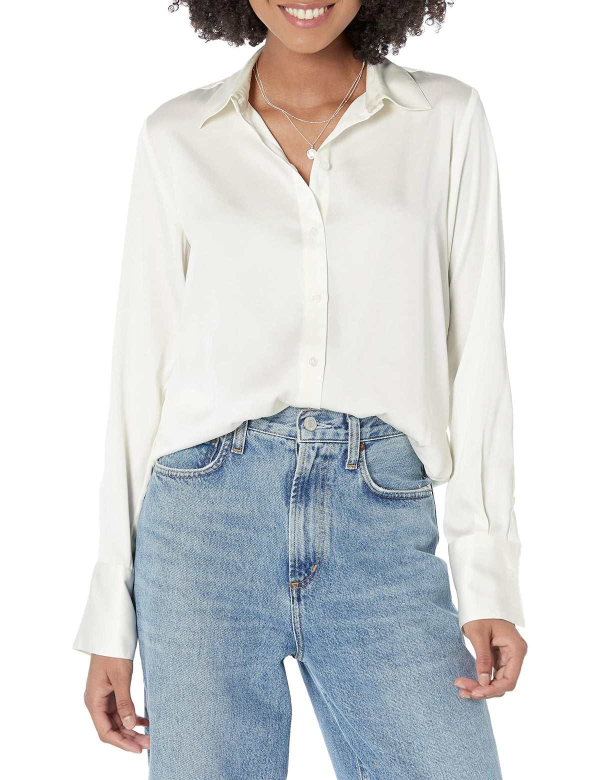 Amazon Essentials Women's Regular-Fit Long Sleeve Satin Button Down Blouse, Dressy Collared Shirt