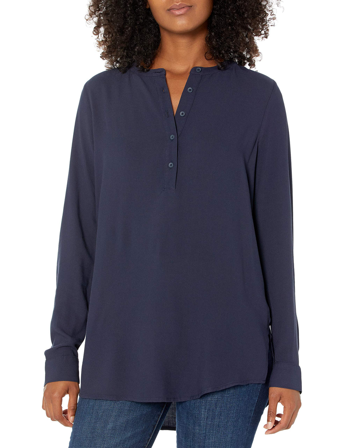 Amazon Essentials Women's Long-Sleeve Relaxed Fit Popover Blouse, Collared Business Casual Work Shirt