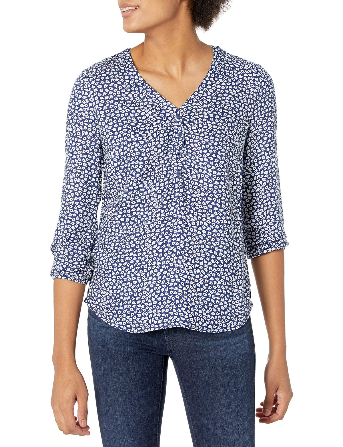 Amazon Essentials Women's 3/4 Sleeve Button Popover Shirt, Loose-Fit V-Neck Blouse, Lightweight
